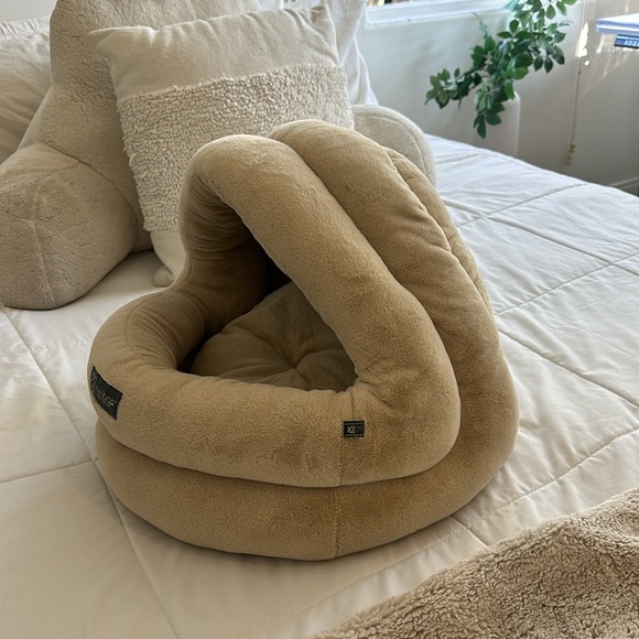 Kitty bed or dog bed - Picture 2 of 5